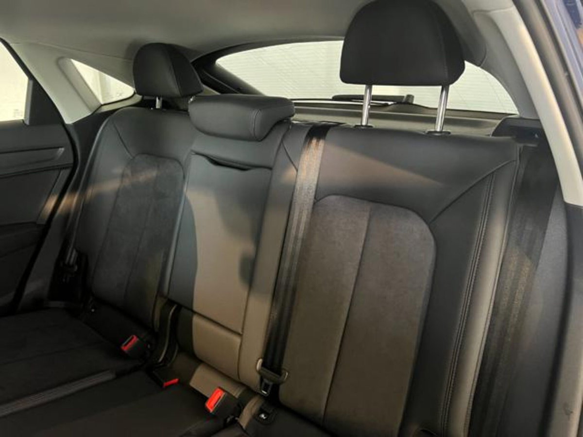 Audi Q3 Sportback 35 TFSI S line edition (9)