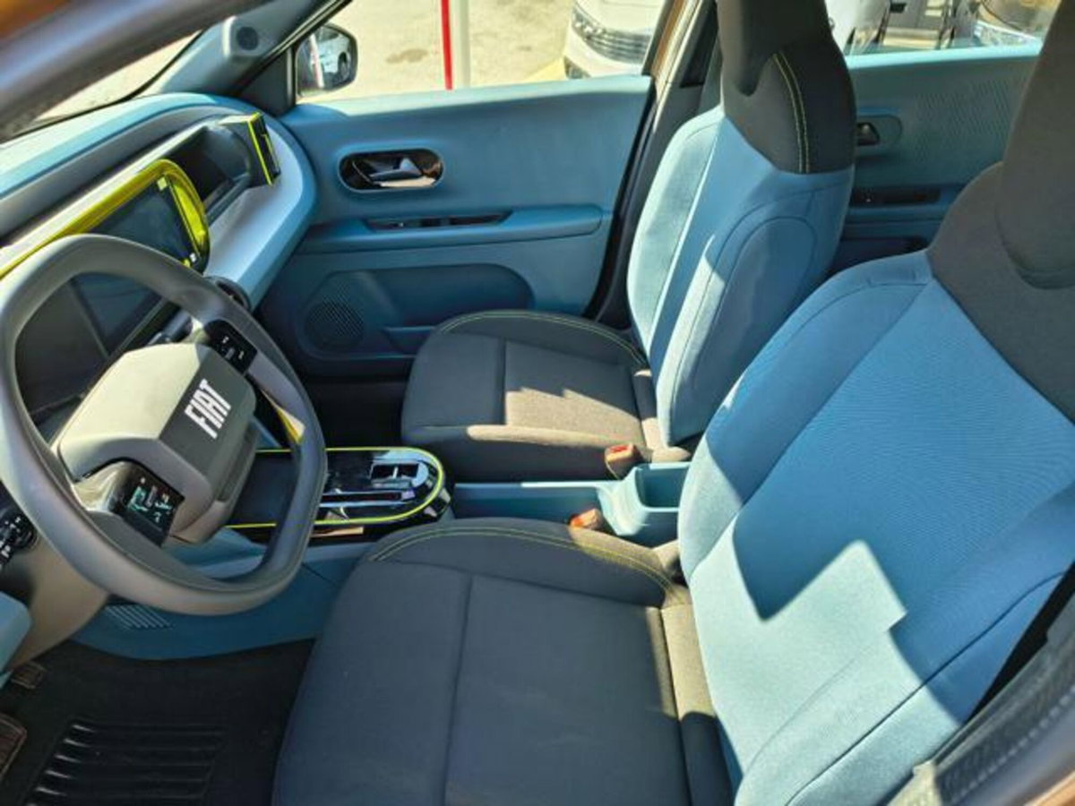 Fiat Grande Panda 1.2 hybrid Icon 110cv edct (15)