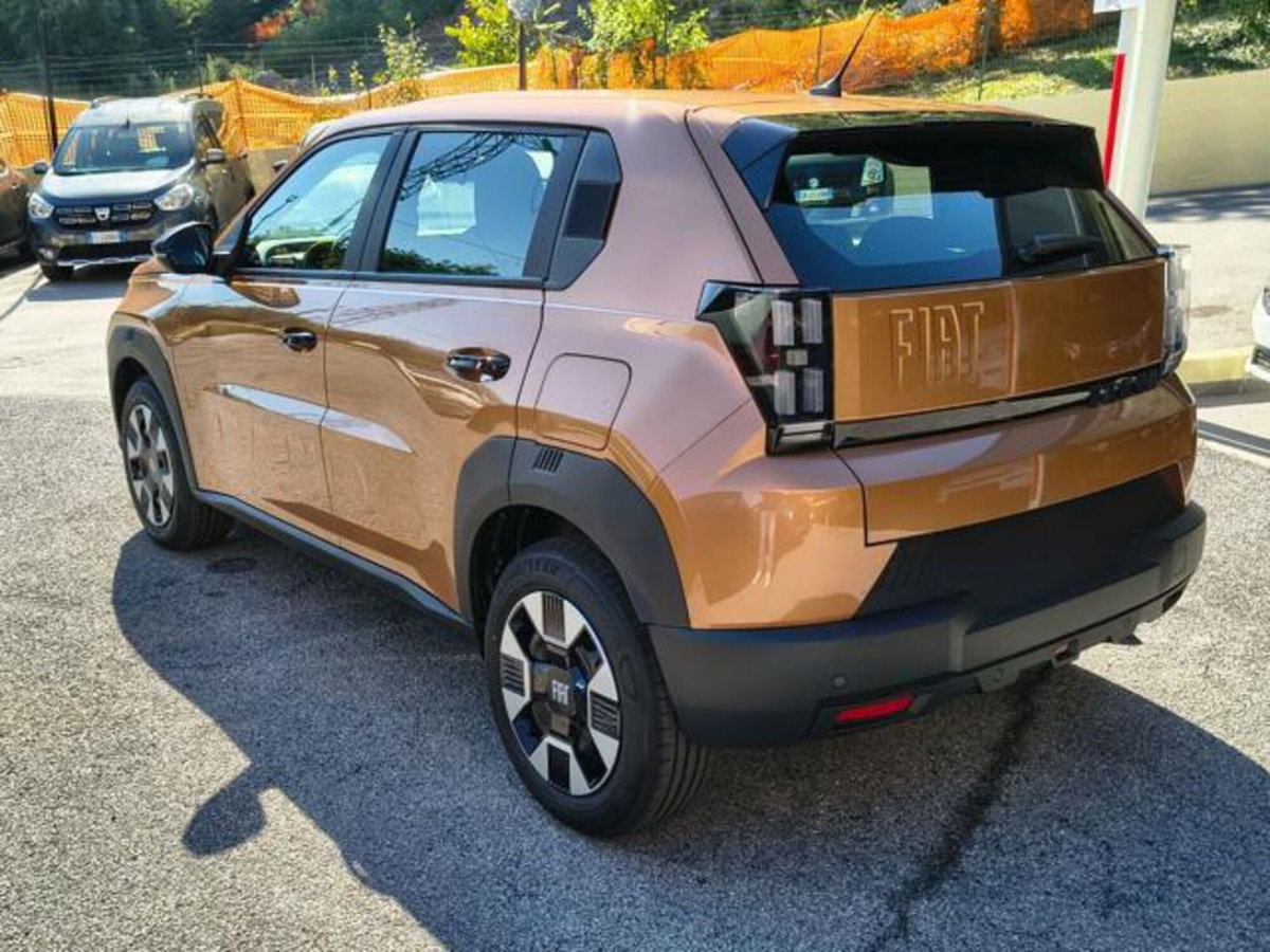 Fiat Grande Panda 1.2 hybrid Icon 110cv edct (19)