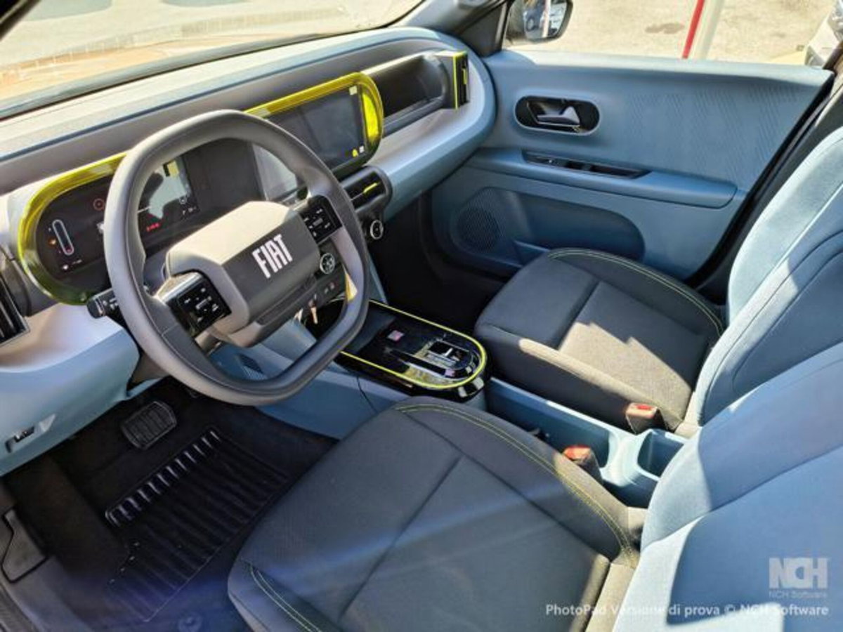 Fiat Grande Panda 1.2 hybrid Icon 110cv edct (8)