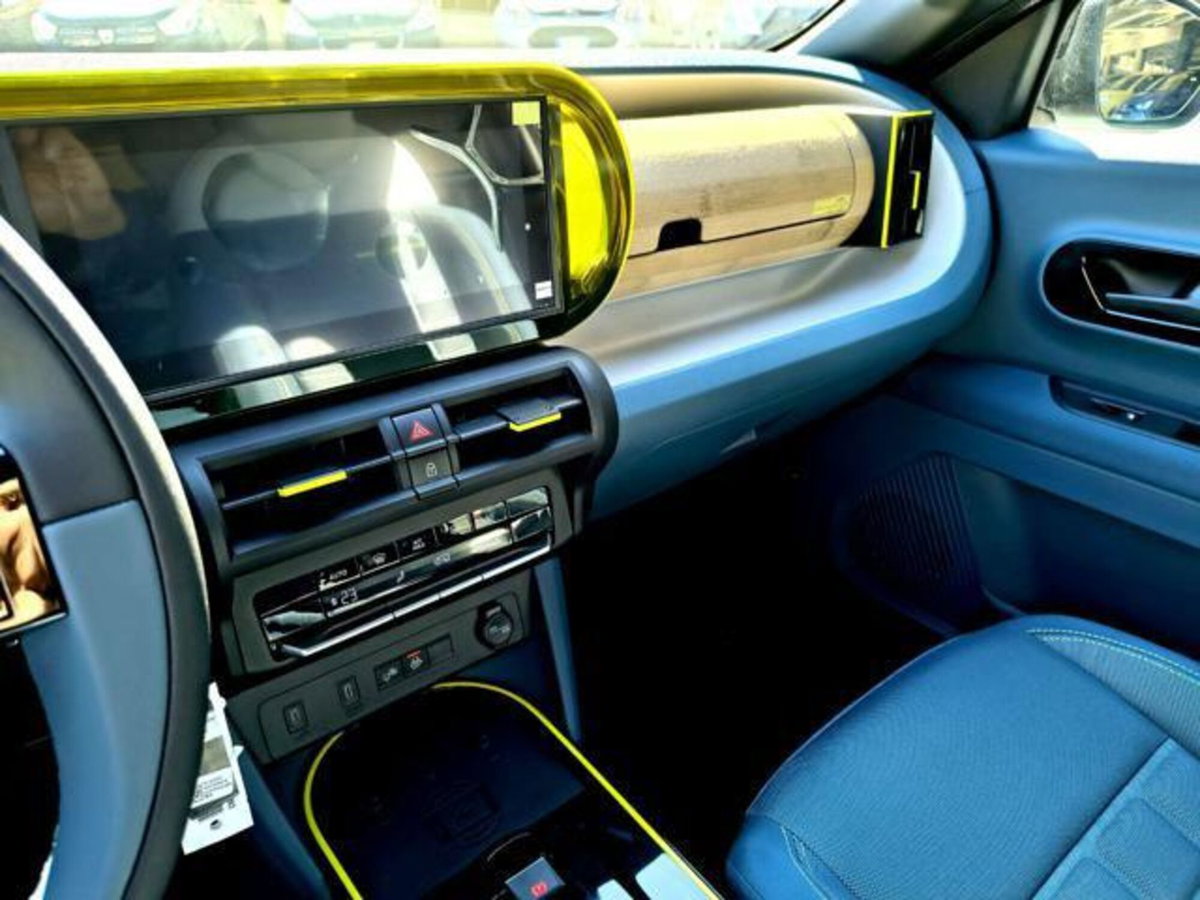 Fiat Grande Panda 1.2 hybrid La Prima 110cv edct (12)