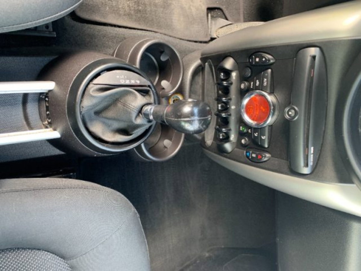MINI Mini Countryman 2.0 Cooper D Countryman Automatica (16)