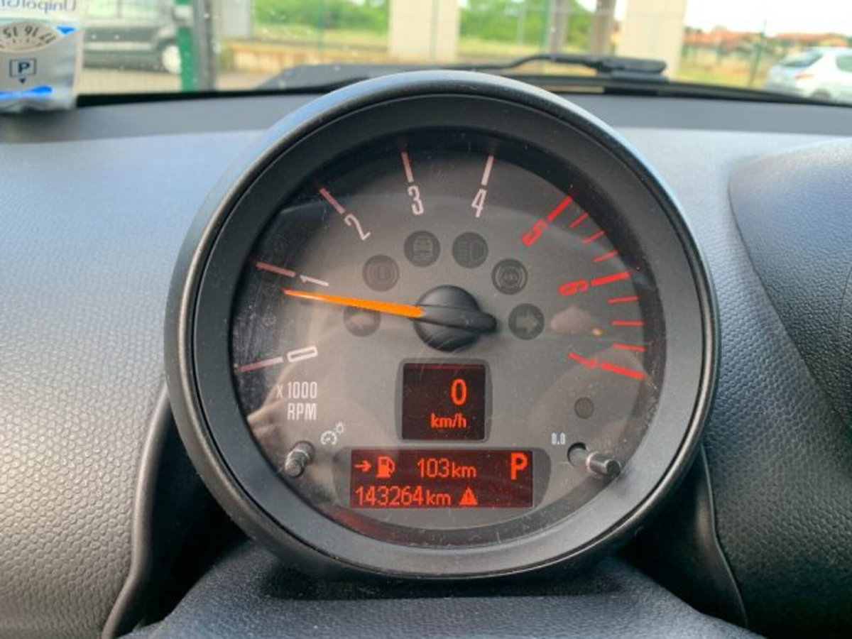 MINI Mini Countryman 2.0 Cooper D Countryman Automatica (17)
