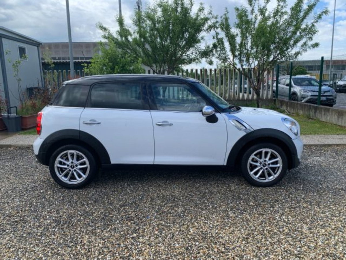 MINI Mini Countryman 2.0 Cooper D Countryman Automatica (4)