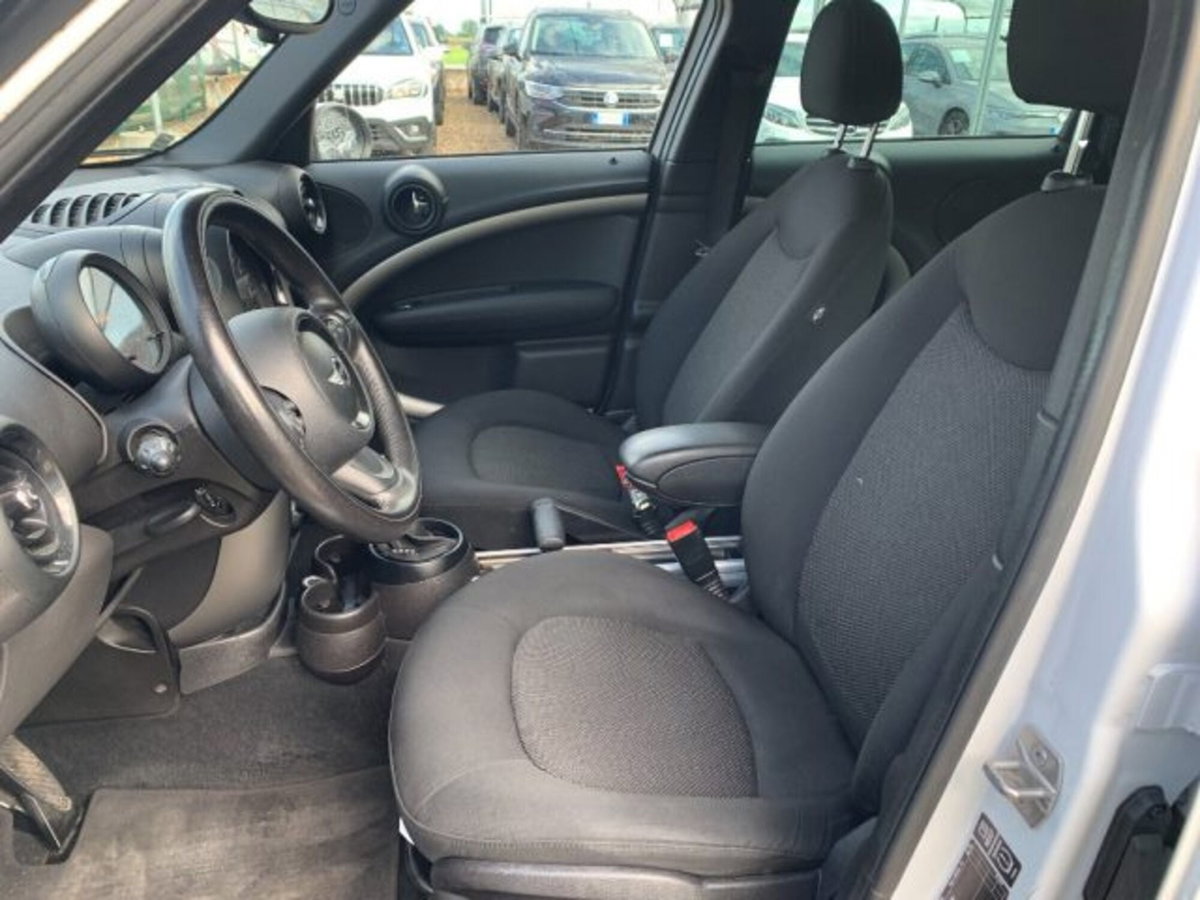 MINI Mini Countryman 2.0 Cooper D Countryman Automatica (9)