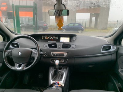 Renault Scenic E-Tech Electric 1.5 dCi 110CV EDC Energy (13)