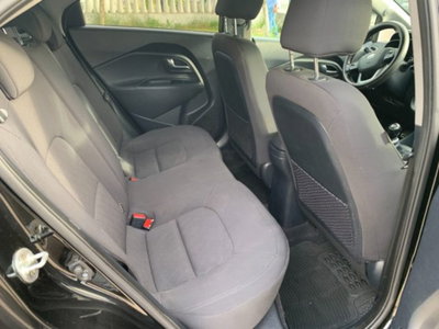 Kia Rio 1.4 CRDi 5p. Cool (10)