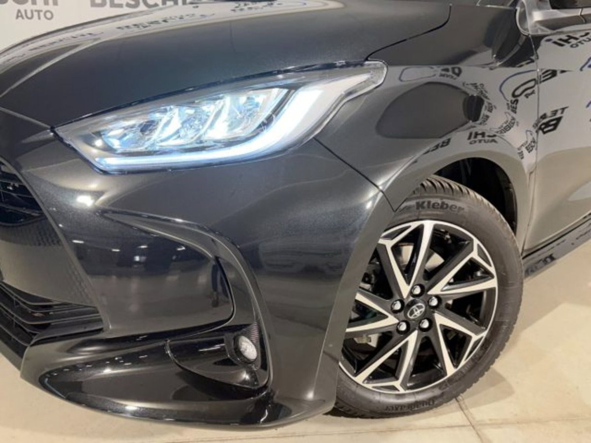 Toyota Yaris Cross 1.5 Hybrid 5p. E-CVT Trend (12)