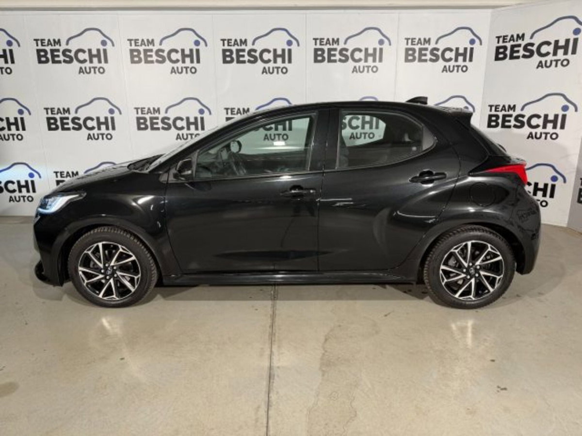 Toyota Yaris Cross 1.5 Hybrid 5p. E-CVT Trend (2)