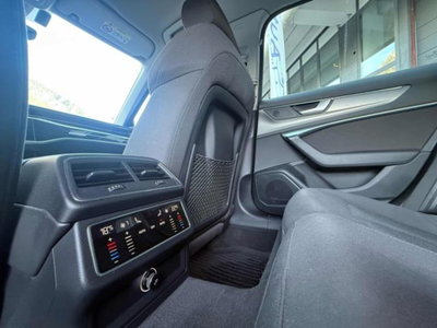Audi A6 Avant 40 2.0 TDI quattro ultra S tronic Business (19)