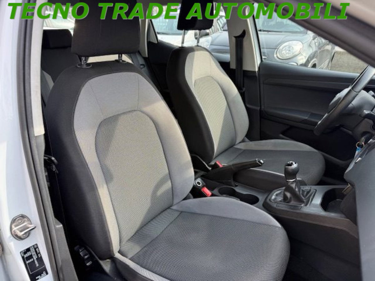 SEAT Ibiza 1.0 mpi 80cv (9)