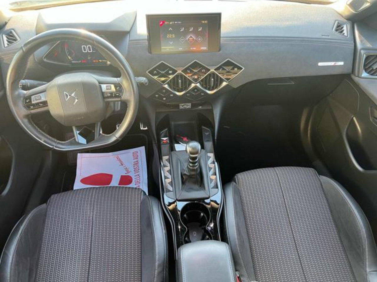 Ds DS 3 DS 3 Crossback BlueHDi 100 Performance Line (12)