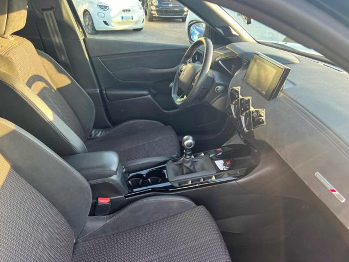Ds DS 3 DS 3 Crossback BlueHDi 100 Performance Line (17)