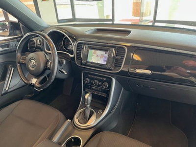 Volkswagen Maggiolino Cabrio 1.2 TSI Design (13)