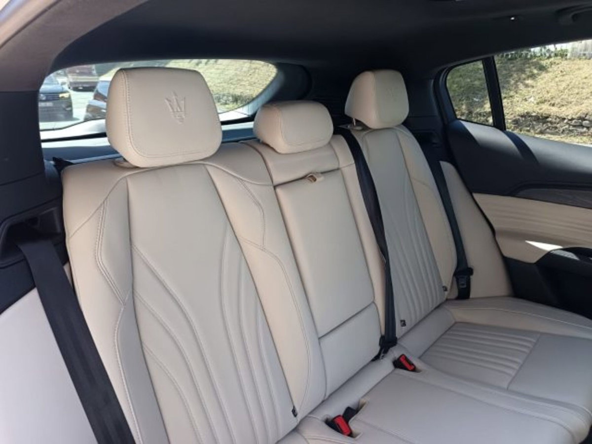 Maserati Grecale .0 mhev Modena 330cv auto (10)