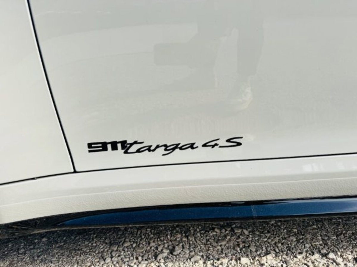 Porsche 911 Cabrio Targa 3.0 4S (12)