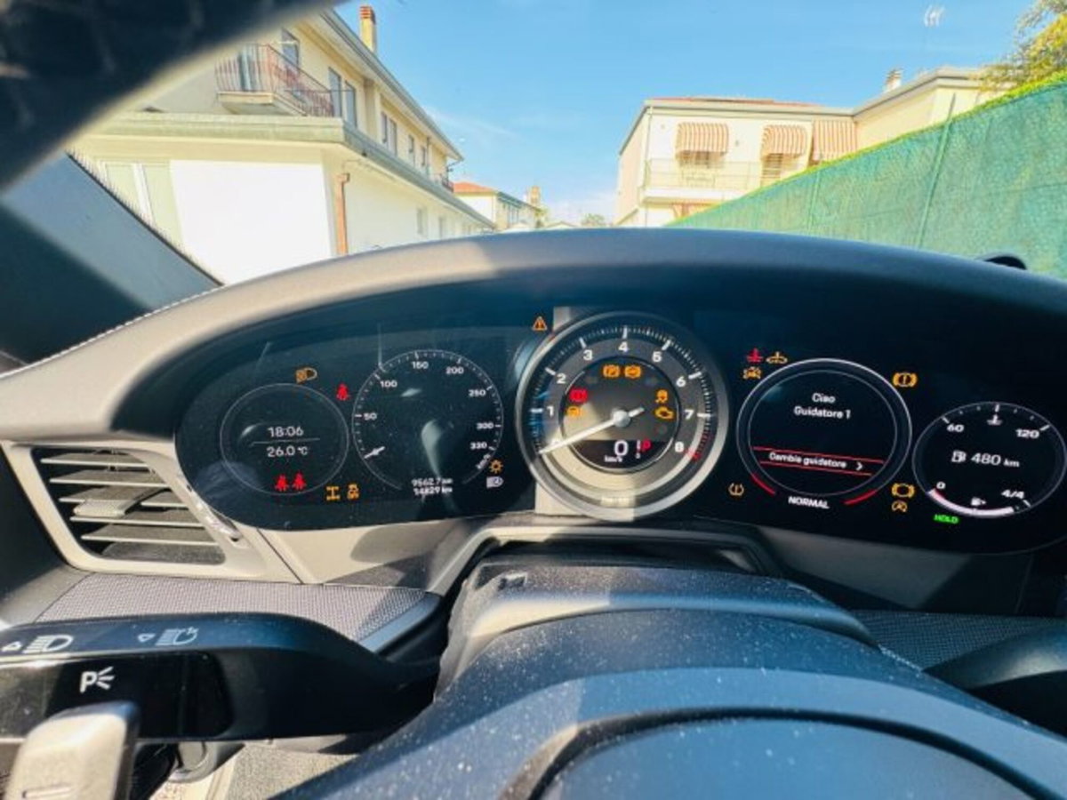 Porsche 911 Cabrio Targa 3.0 4S (17)