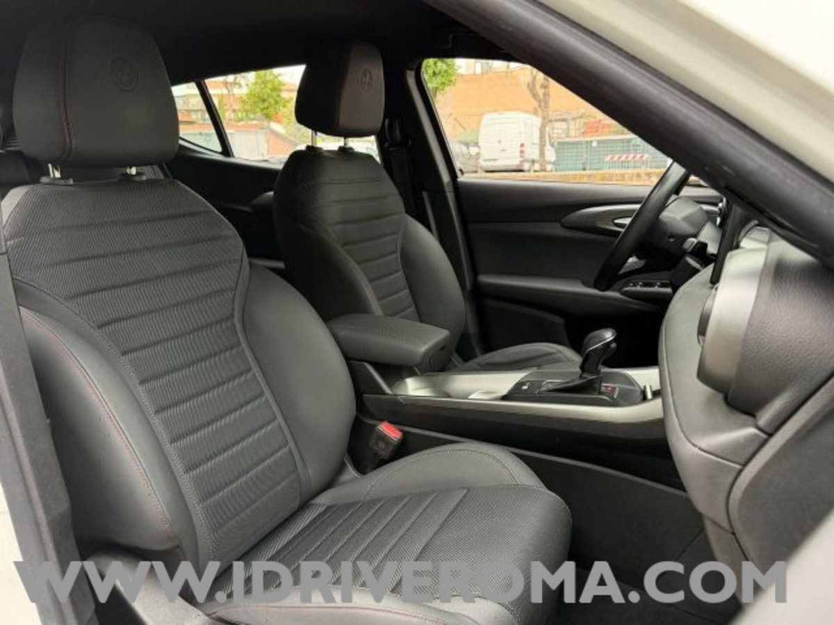 Alfa Romeo Tonale 1.5 hybrid Sprint 130cv tct7 (6)