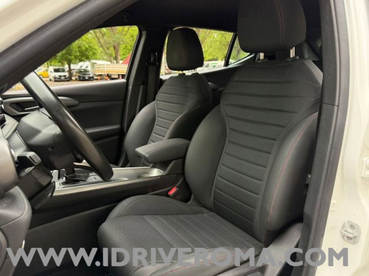 Alfa Romeo Tonale 1.5 hybrid Sprint 130cv tct7 (7)