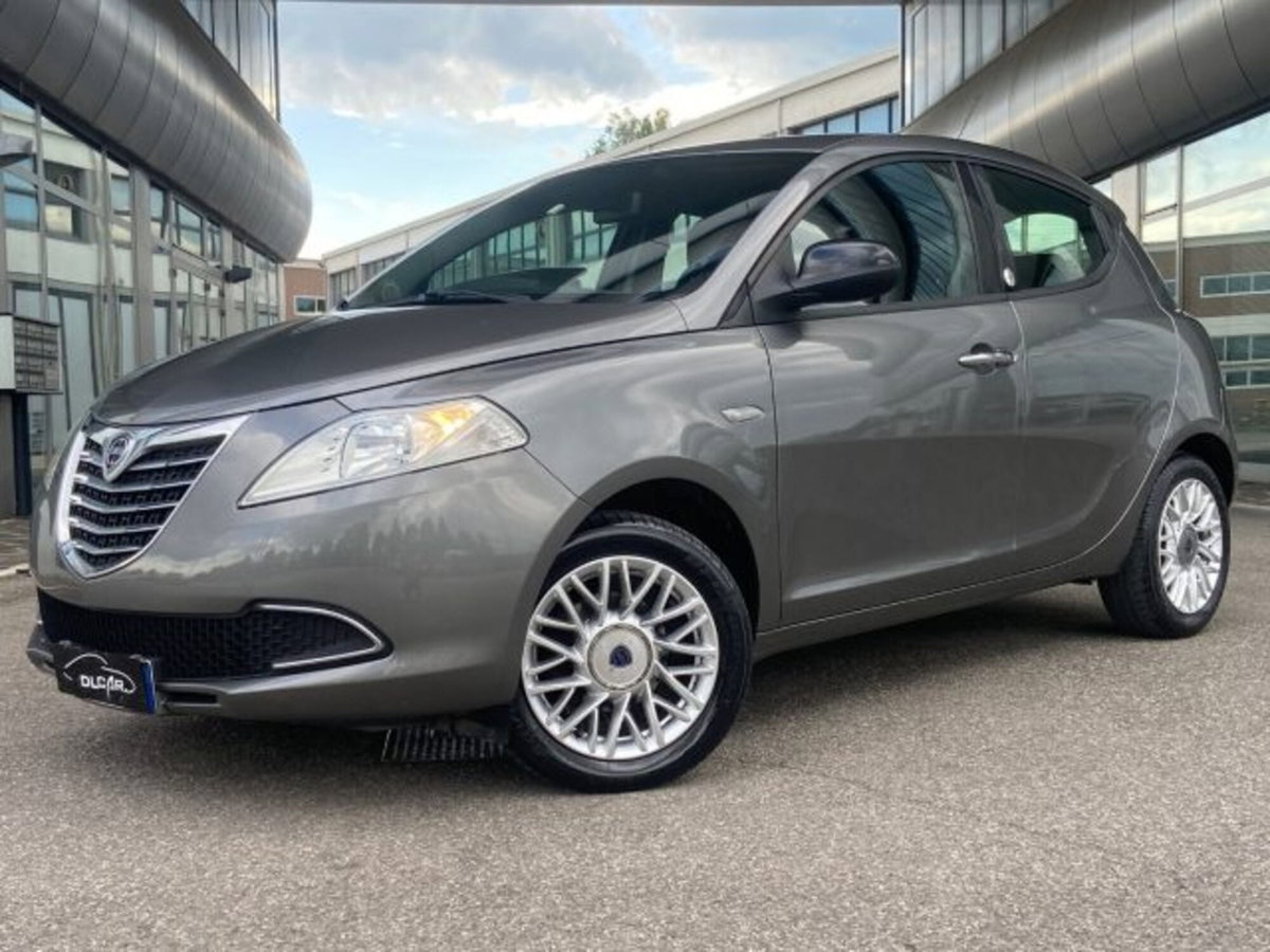 Lancia Ypsilon 1.2 69 CV 5 porte GPL Ecochic Gold