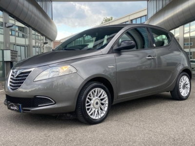 Lancia Ypsilon 1.2 69 CV 5 porte GPL Ecochic Gold (3)