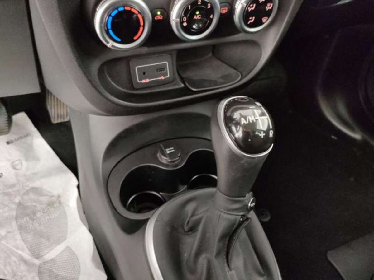 Fiat 500L Living 1.3 Multijet 95 CV Dualogic Pop Star (11)