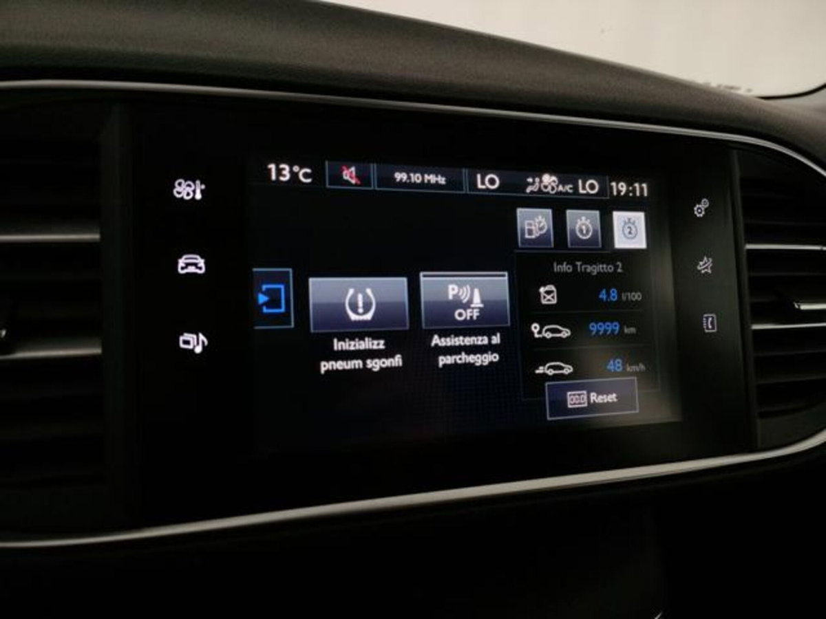 Peugeot 308 1.6 HDi 92 CV Active (11)