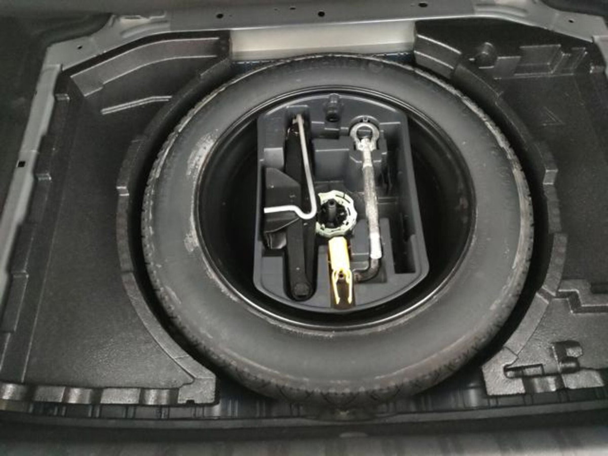 Peugeot 308 1.6 HDi 92 CV Active (19)