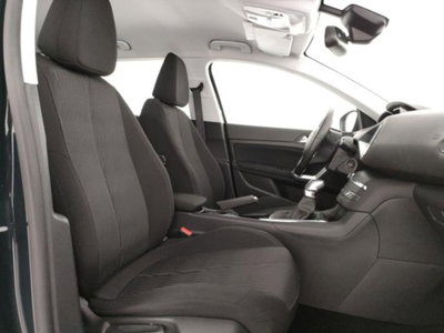 Peugeot 308 1.6 HDi 92 CV Active (6)