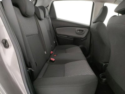 Toyota Yaris 1.0 5 porte Lounge (15)