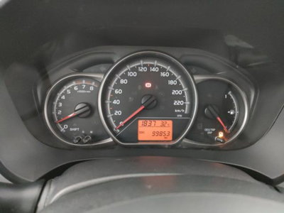 Toyota Yaris 1.0 5 porte Lounge (17)
