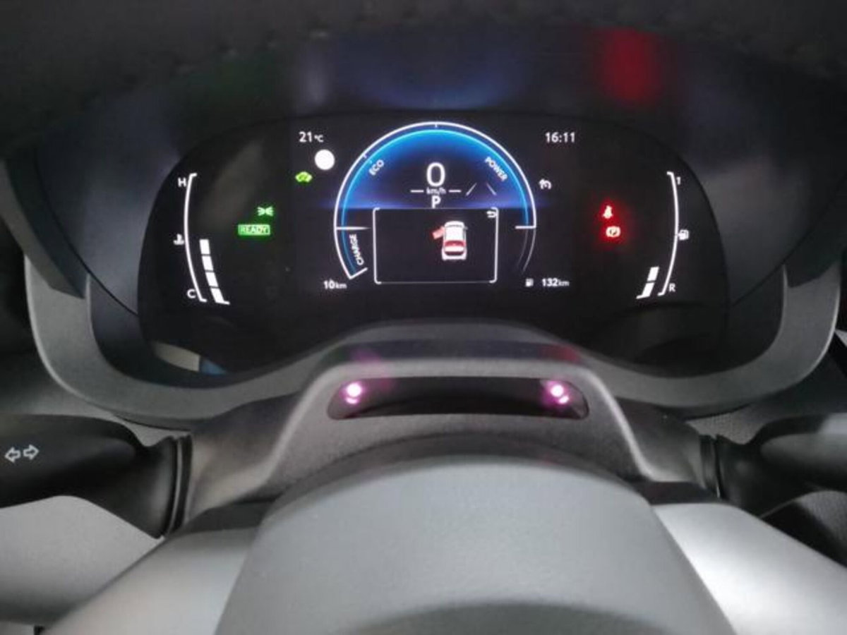 Toyota Yaris Cross 1.5h GR Sport Black Sky fwd 116cv e-cvt (10)