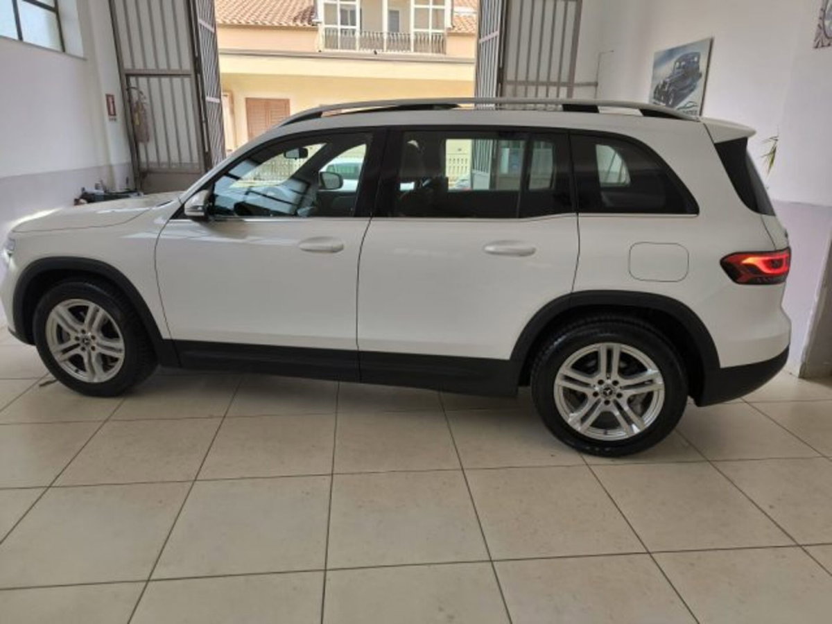 Mercedes-Benz GLB 200 d Automatic 4Matic Sport (3)
