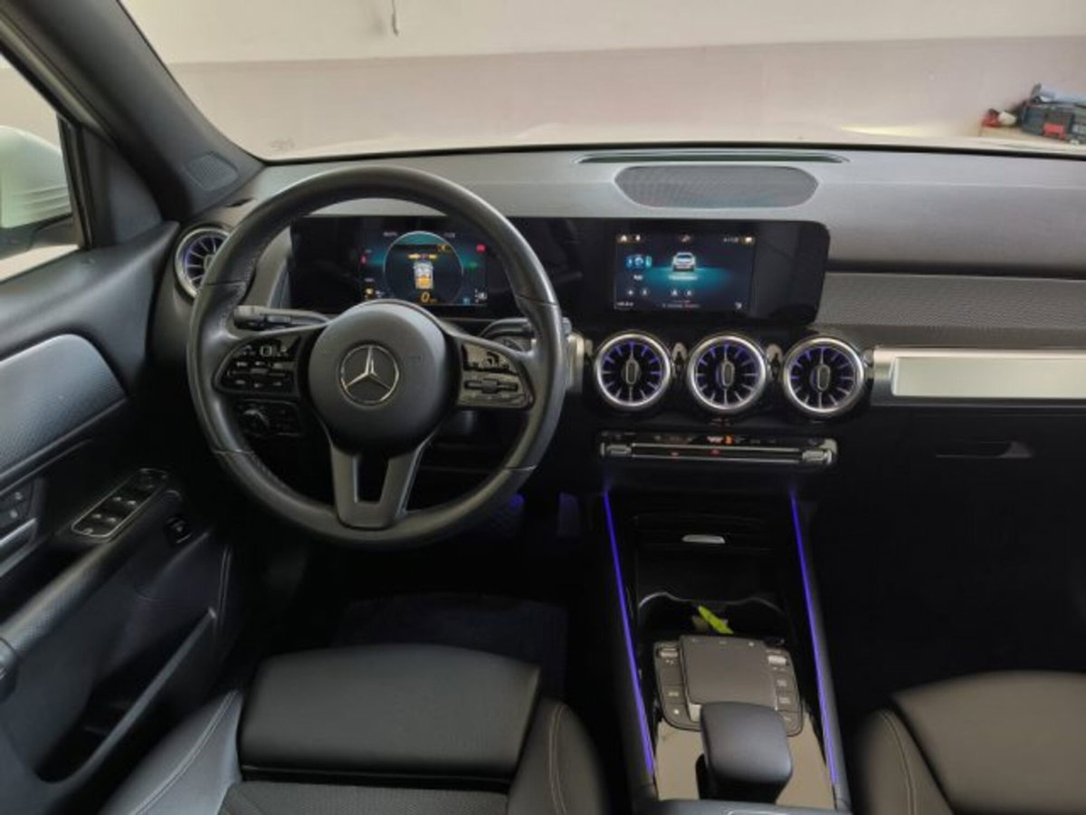 Mercedes-Benz GLB 200 d Automatic 4Matic Sport (7)