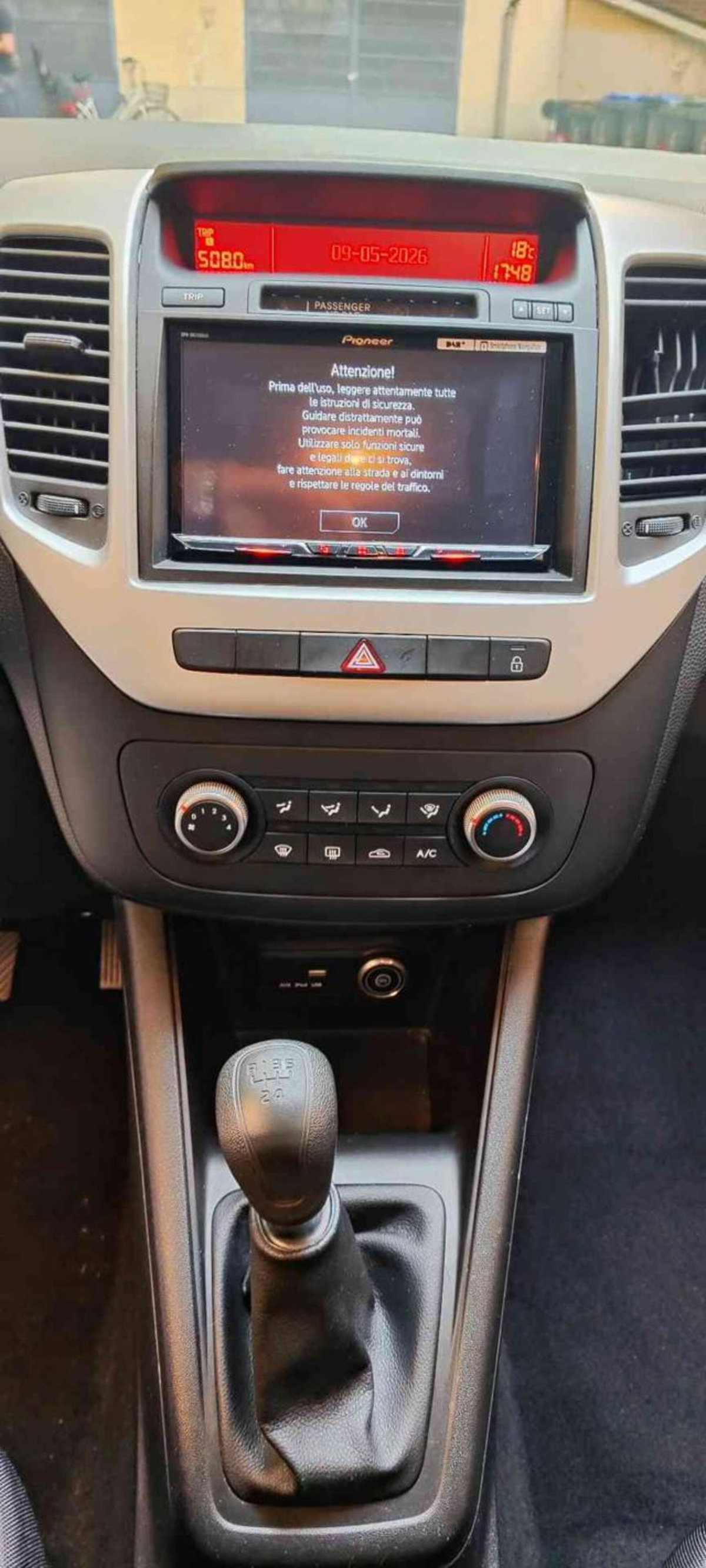 Kia Venga 1.4 EcoGPL Active (12)