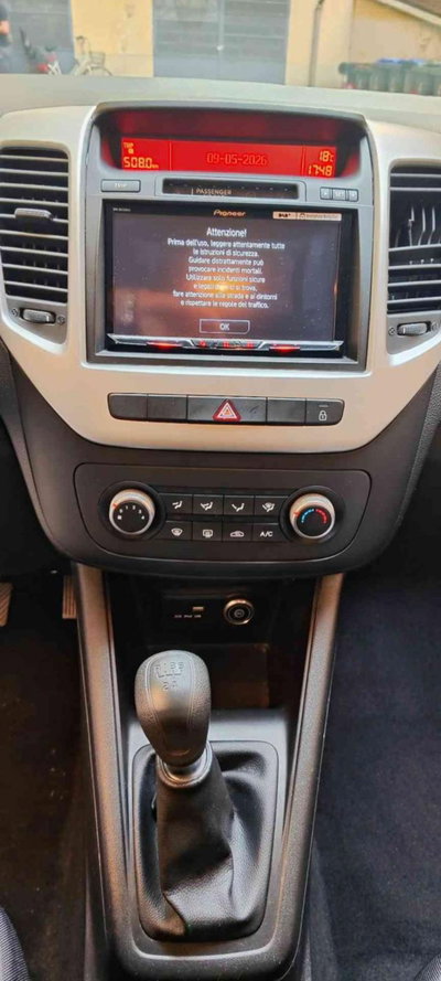 Kia Venga 1.4 EcoGPL Active (12)