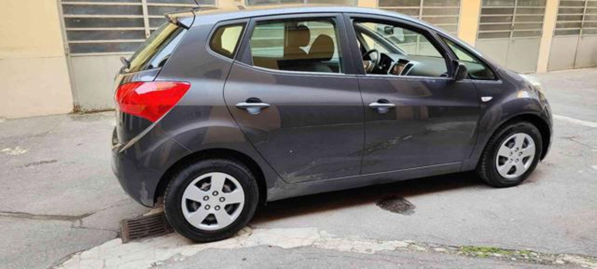 Kia Venga 1.4 EcoGPL Active (3)