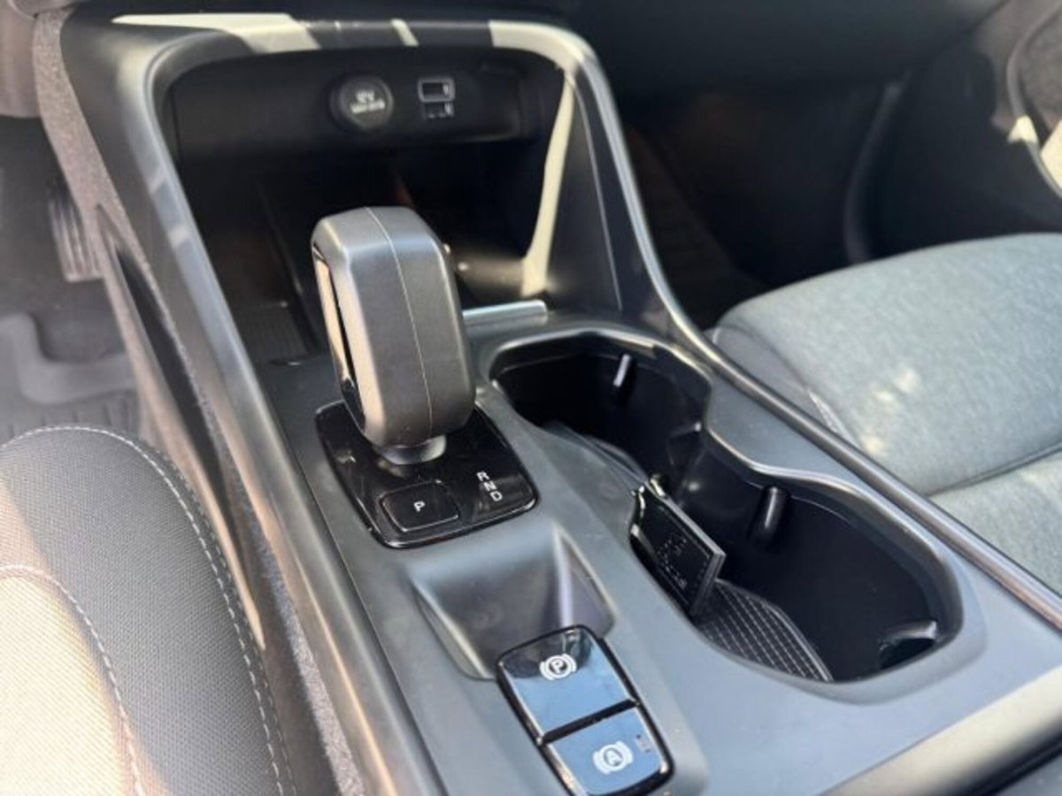 Volvo XC40 T2 automatico Core (12)