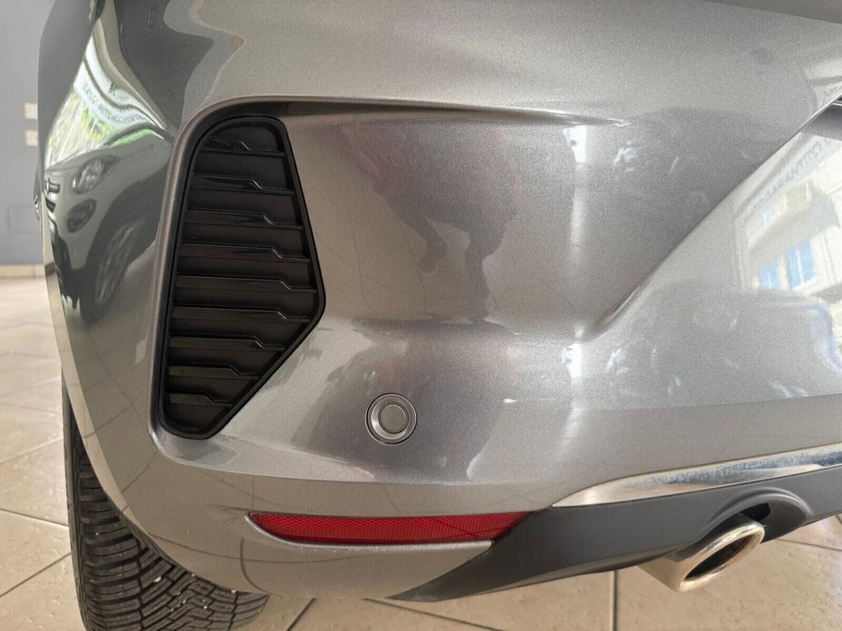Renault Clio TCe 90 CV 5 porte Techno (17)