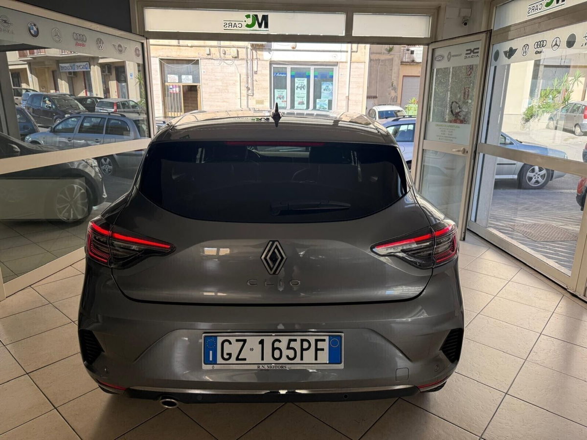 Renault Clio TCe 90 CV 5 porte Techno (19)