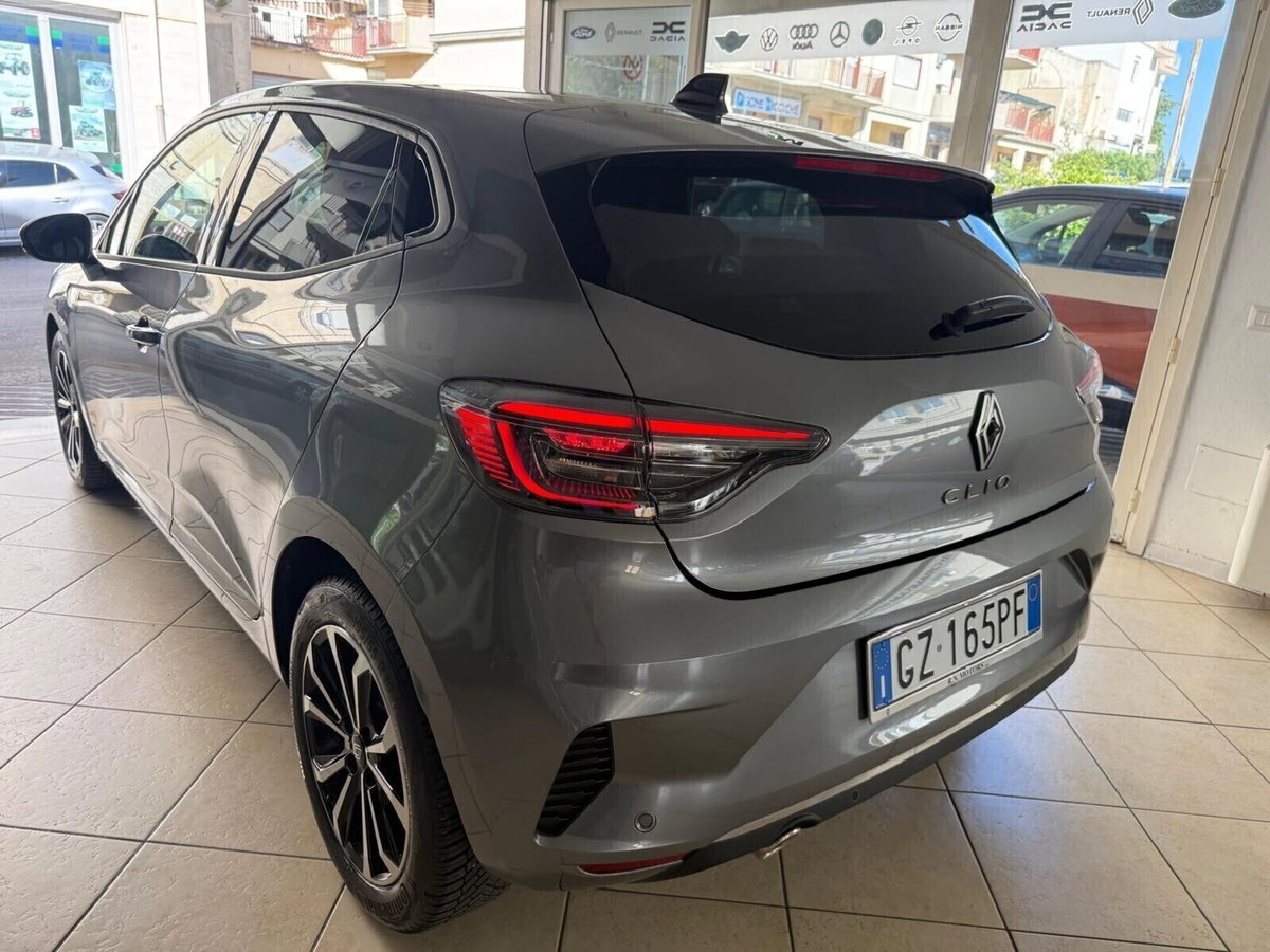Renault Clio TCe 90 CV 5 porte Techno (20)