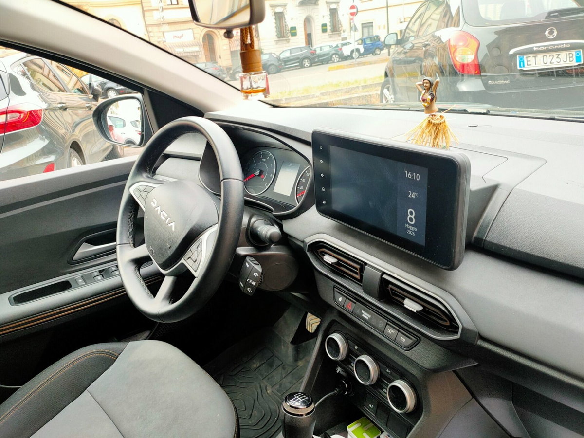 Dacia Jogger Jogger 1.0 TCe GPL 100 CV 5 posti Extreme (17)
