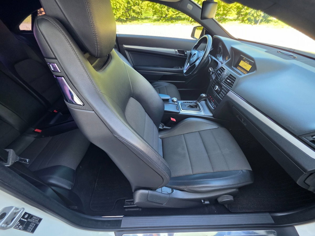 Mercedes-Benz Classe E Coupé 250 CDI Coupé Executive (10)
