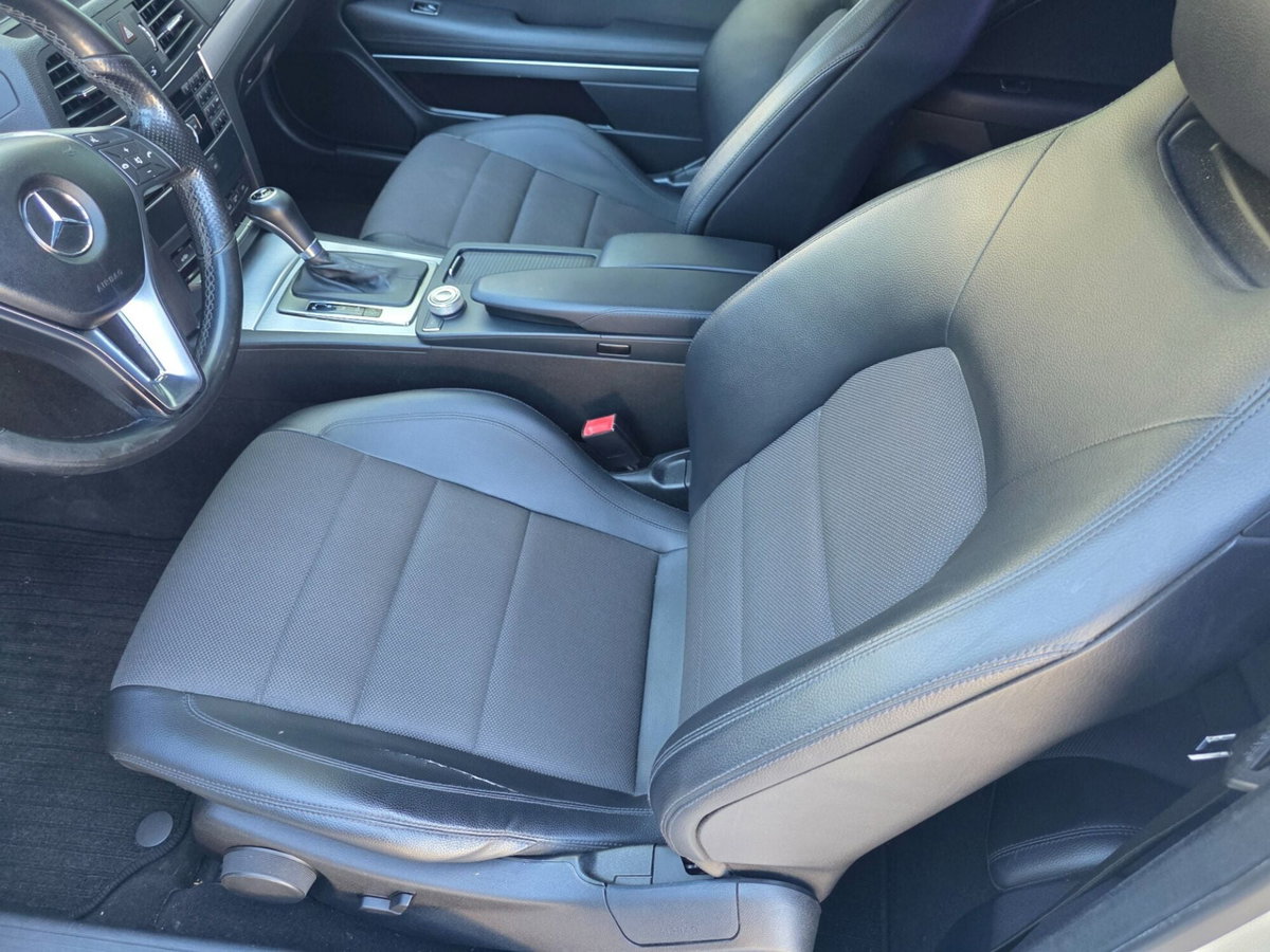 Mercedes-Benz Classe E Coupé 250 CDI Coupé Executive (12)