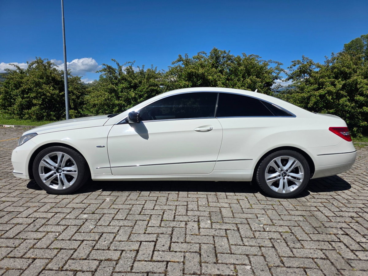 Mercedes-Benz Classe E Coupé 250 CDI Coupé Executive (4)