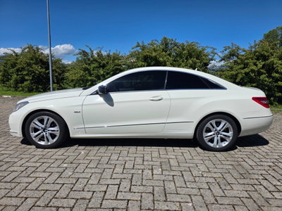 Mercedes-Benz Classe E Coupé 250 CDI Coupé Executive (4)