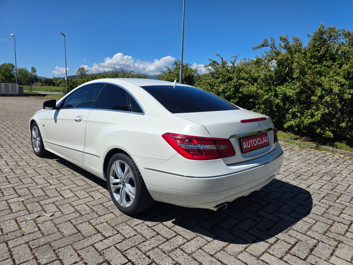 Mercedes-Benz Classe E Coupé 250 CDI Coupé Executive (7)