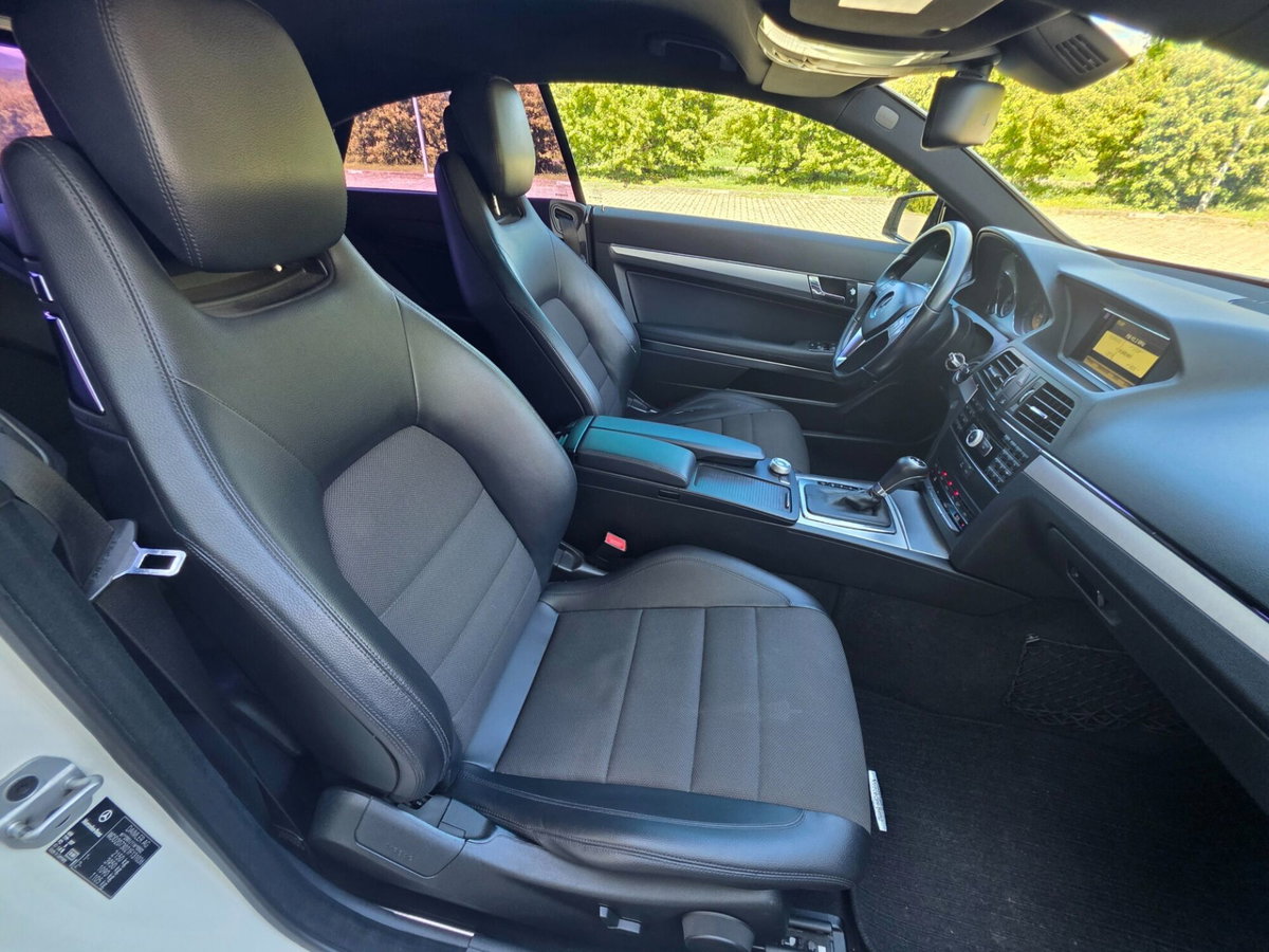 Mercedes-Benz Classe E Coupé 250 CDI Coupé Executive (9)