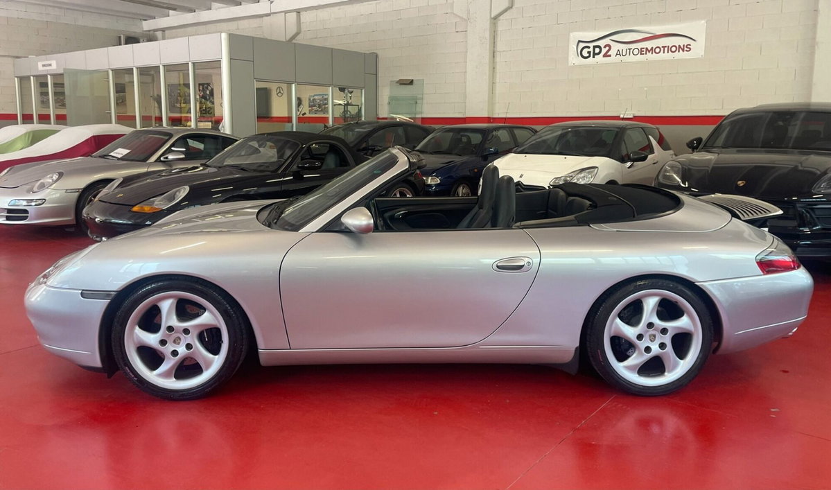 Porsche 911 Cabrio Carrera cat (2)