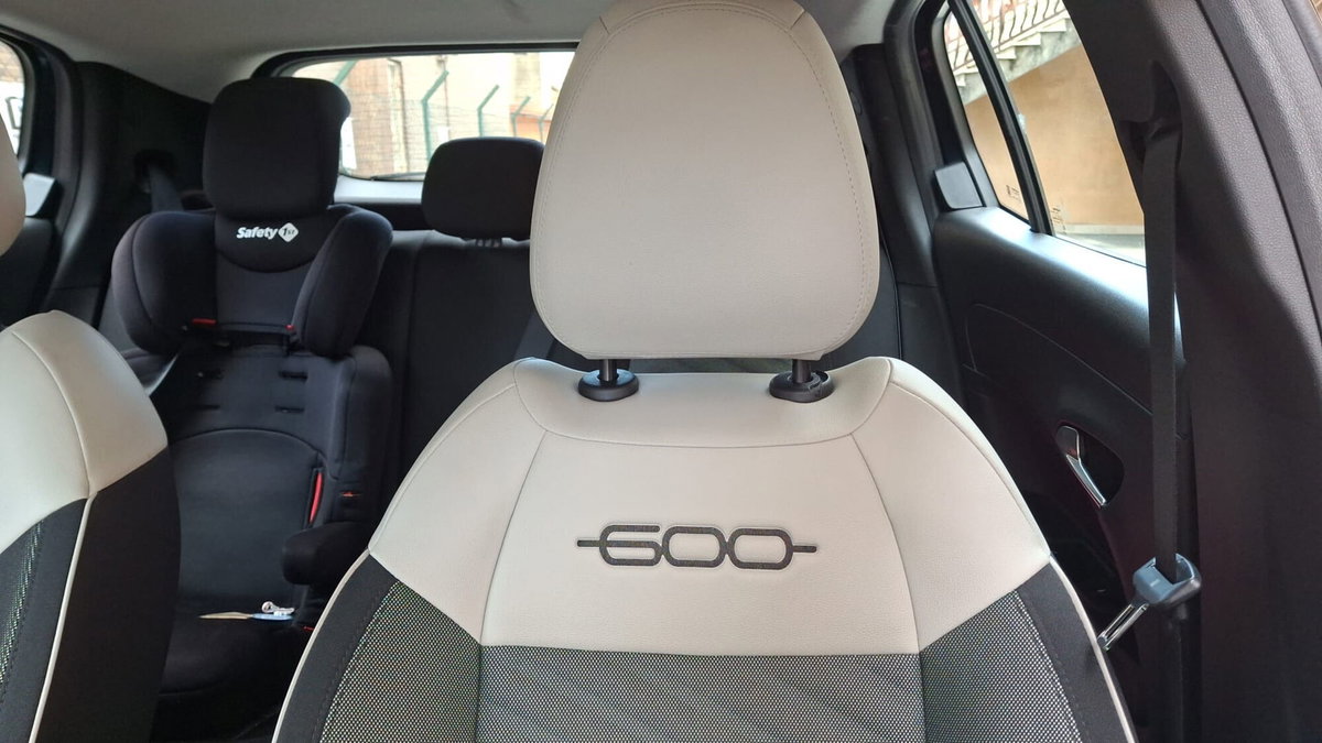 Fiat 600 1.2 Business 100cv (7)